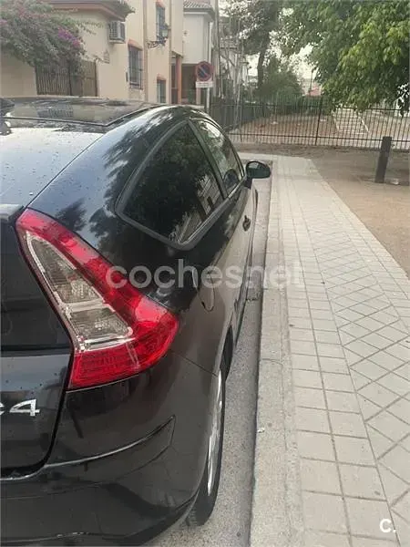 Usado Citroën C4 90 CV (66 kW) 2009 Negro Berlina