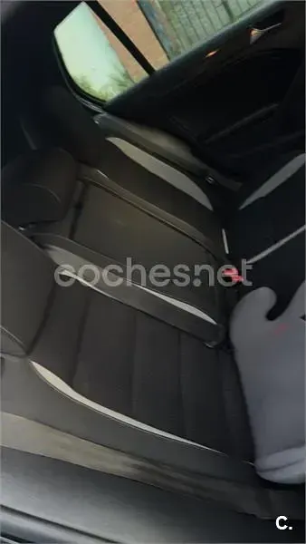 Używany VW Golf VII R 270 KM (198 kW) 2012 Czarny Sedan/Limuzyna