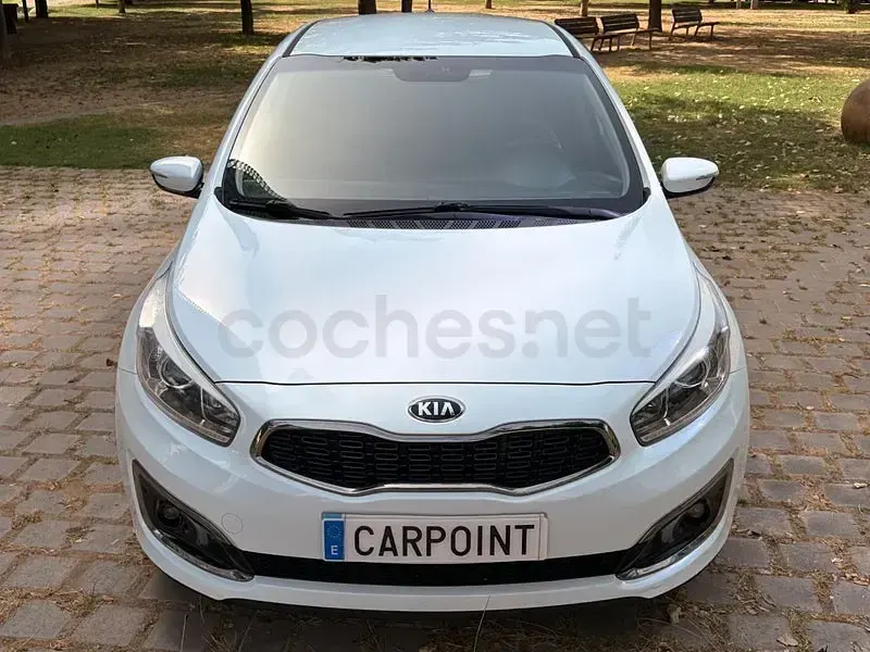 Usado Kia Ceed GT 136 CV (100 kW) 2016 Blanco Berlina