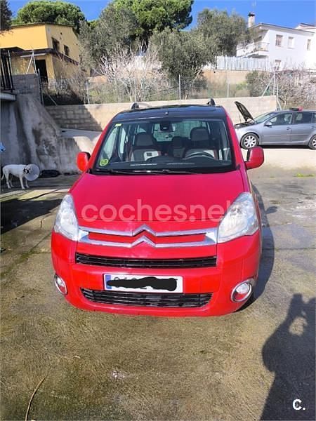 Usado Citroën Berlingo 110 CV (80 kW) 2010 Rojo Monovolumen