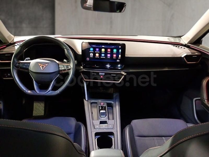 Usado Cupra Formentor 204 CV (150 kW) 2024 Gris / plata SUV