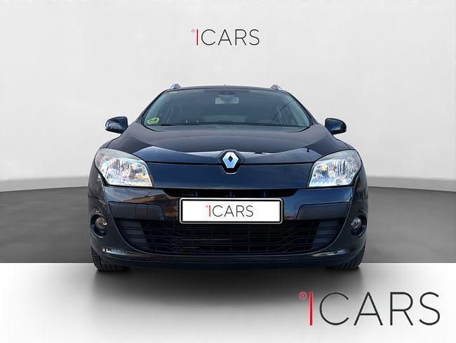 Usado Renault Mégane III Dynamique 106 CV (77 kW) 2010 Negro Utilitario