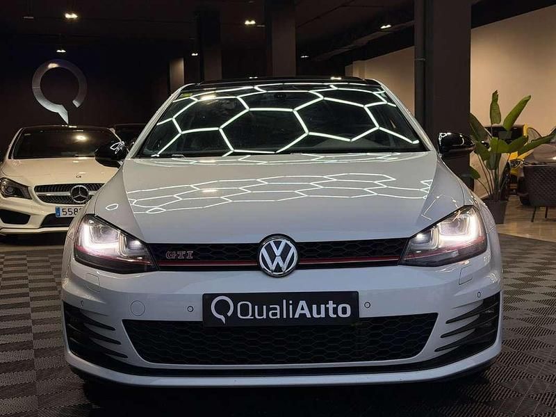 Usado VW Golf VII GTI 230 CV (169 kW) 2017 Blanco Utilitario