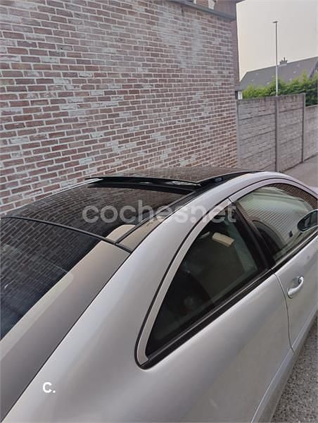 Usado Mercedes C220 143 CV (105 kW) 2001 Gris / plata Berlina