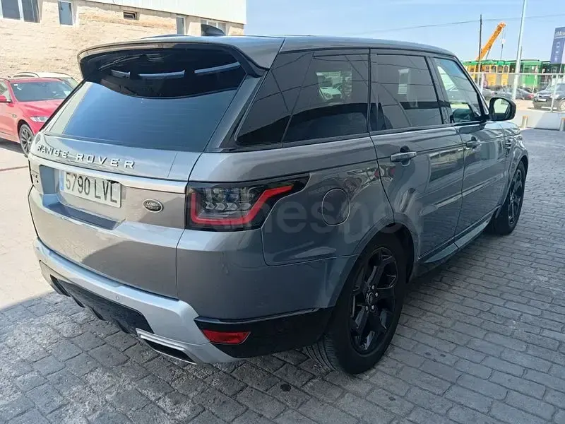 Usado Land Rover Range Rover Sport HSE 249 CV (183 kW) 2021 Gris / plata SUV