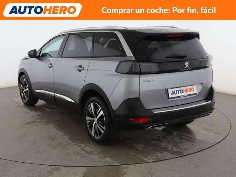 Usado Peugeot 5008 Allure 131 CV (96 kW) 2021 Gris SUV