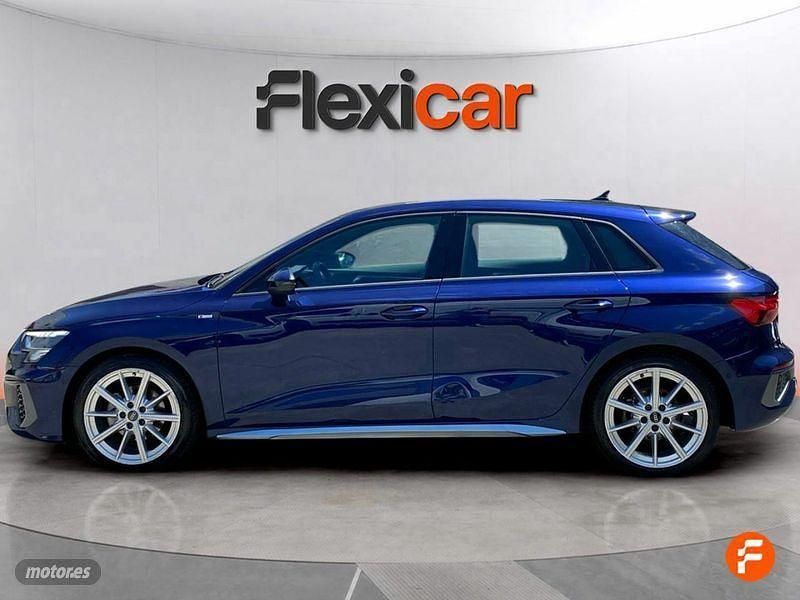 Usado Audi A3 S-Line 150 CV (110 kW) 2023 Azul Berlina