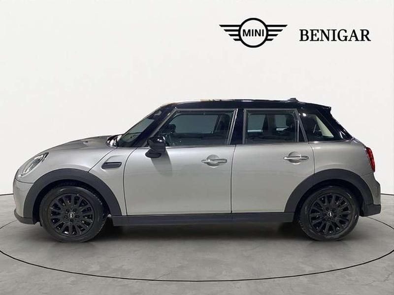 Usado Mini Cooper 136 CV (100 kW) 2024 Gris Utilitario