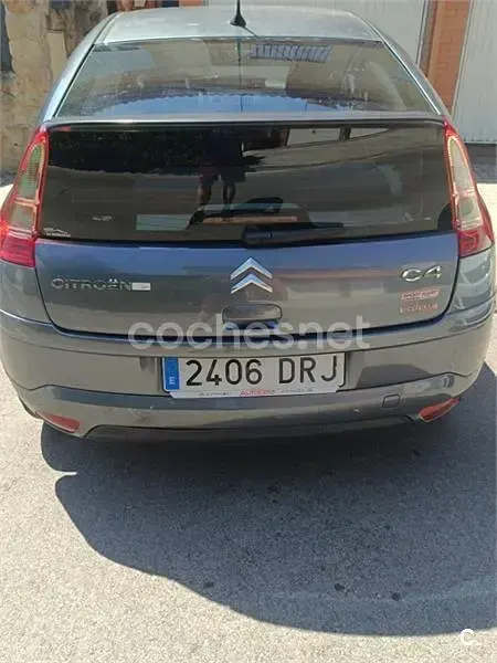 Usado Citroën C4 VTR Sport 110 CV (80 kW) 2005 Azul Berlina