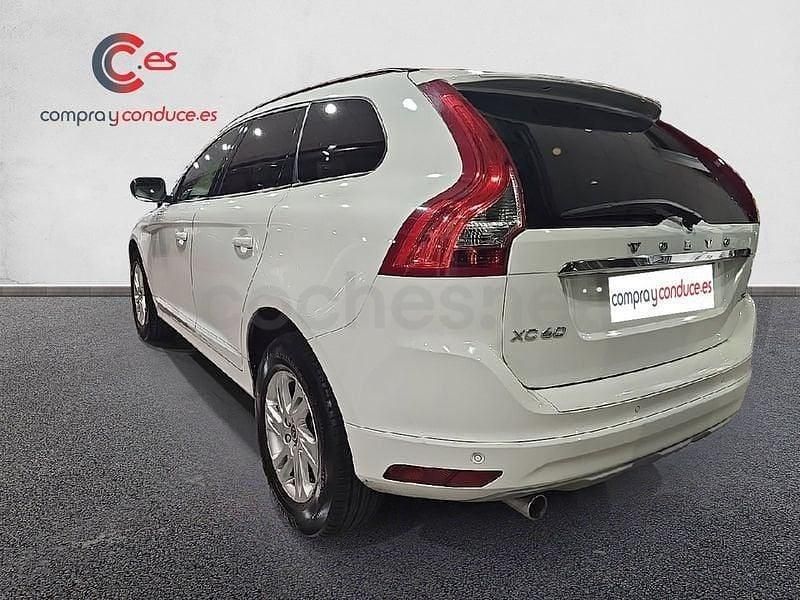 Usado Volvo XC60 Momentum 150 CV (110 kW) 2016 Blanco SUV