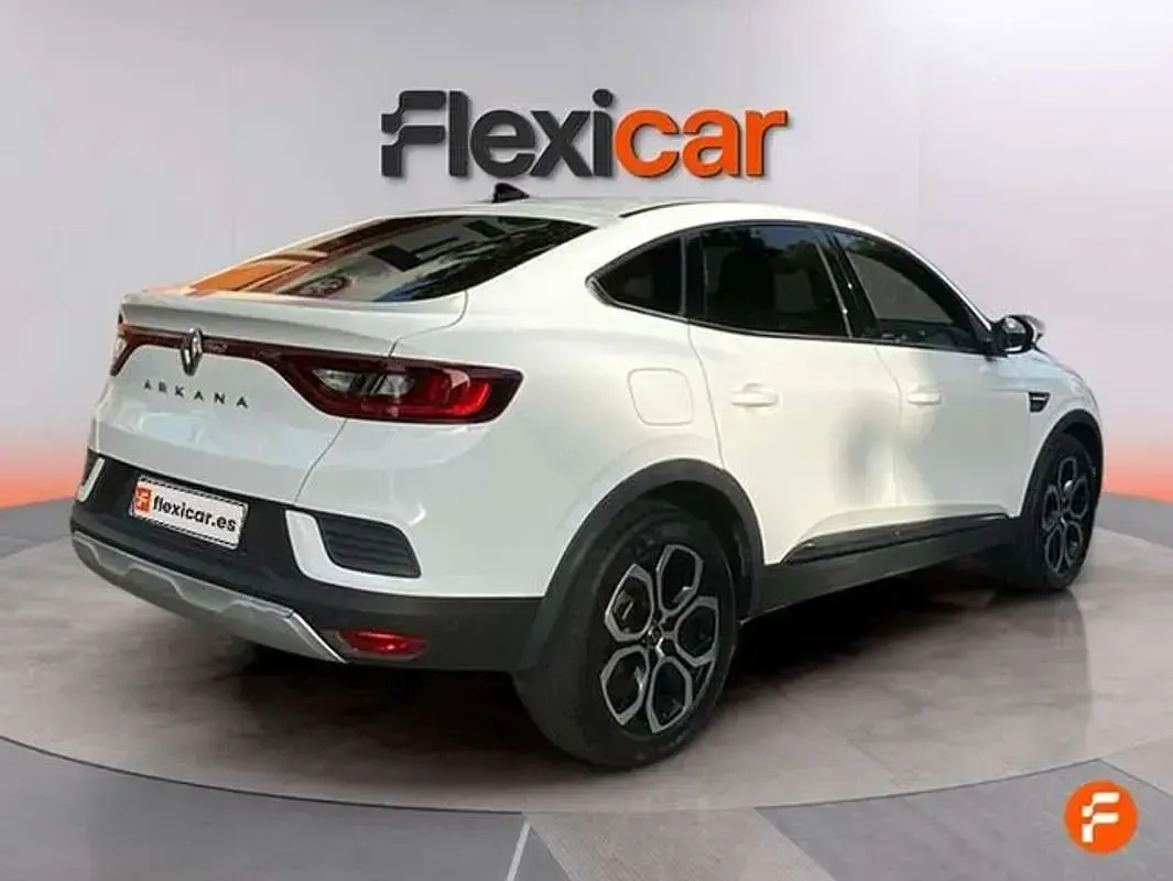 Usado Renault Arkana Zen 140 CV (102 kW) 2021 Blanco SUV