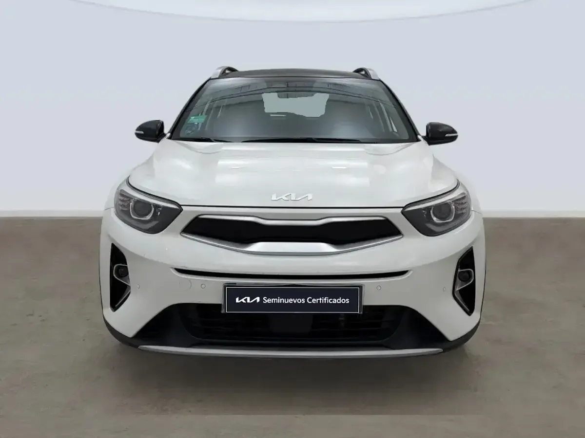 Begagnad Kia Stonic 100 HK (73 kW) 2021 Svart SUV