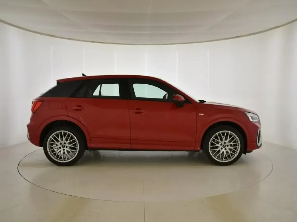 Nuevo Audi Q2 150 CV (110 kW) 2026 Rojo SUV