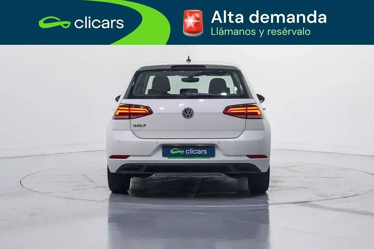 Usado VW Golf VII 110 CV (80 kW) 2018 Blanco Utilitario
