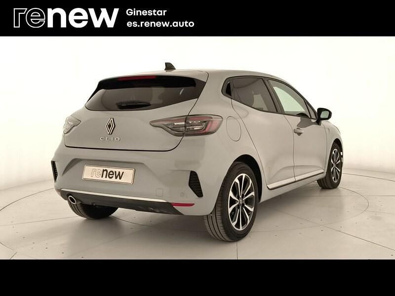 Usado Renault Clio V Techno 101 CV (74 kW) 2025 Gris Berlina