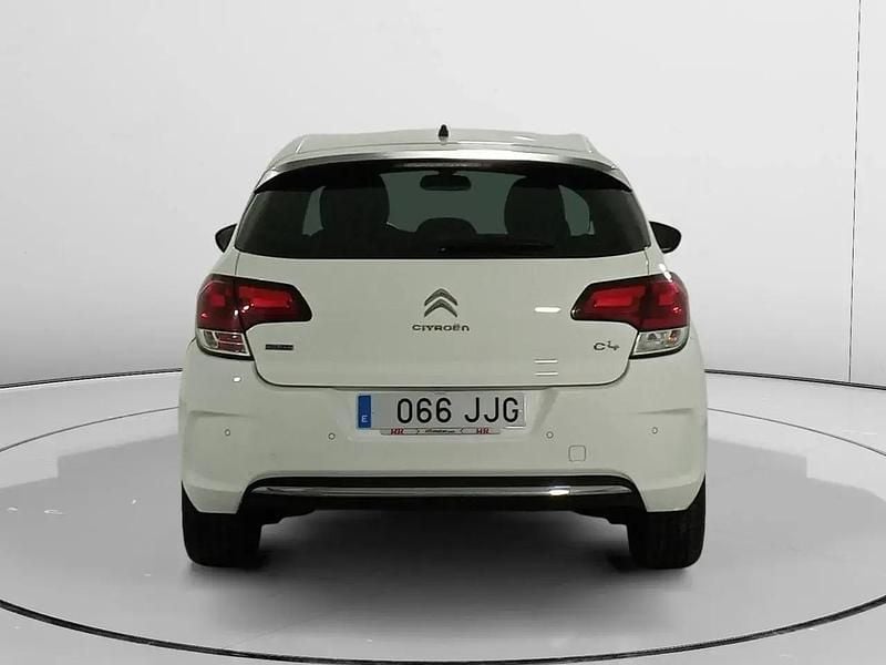 Usado Citroën C4 Feel 120 HP (88 kW) 2015 Branco Sedan