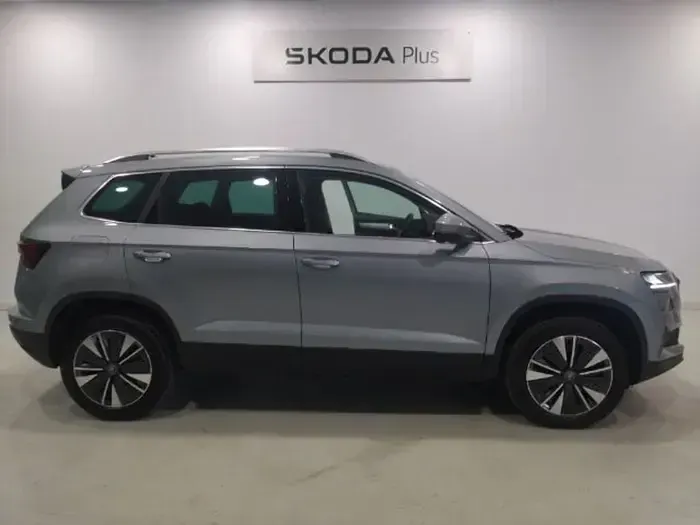 Nuevo Skoda Karoq Selection 150 CV (110 kW) 2026 Gris SUV