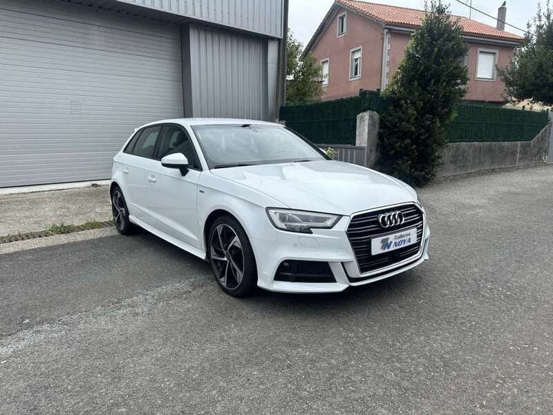 Usado Audi A3 Sportback Comfort 116 CV (85 kW) 2020 Blanco Utilitario