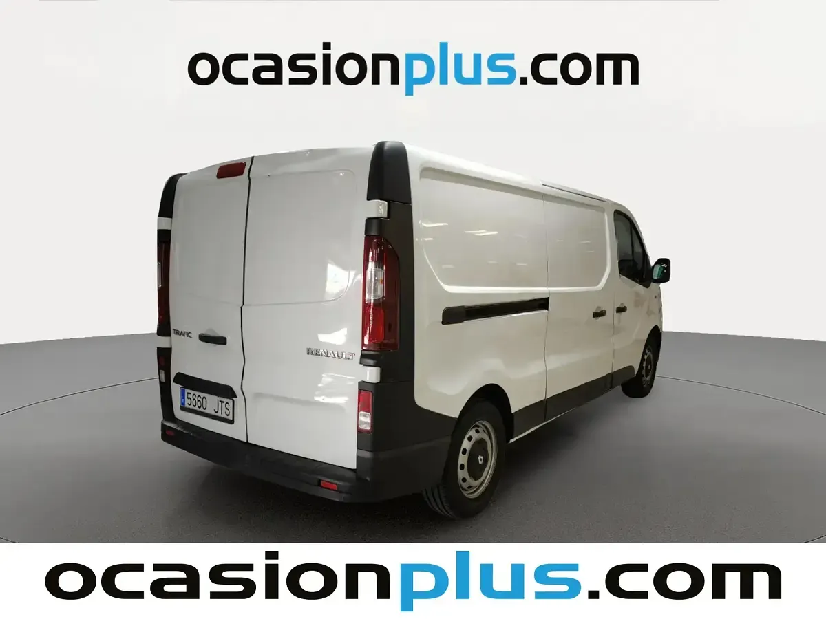 Usado Renault Trafic 145 CV (106 kW) 2016 Blanco Monovolumen