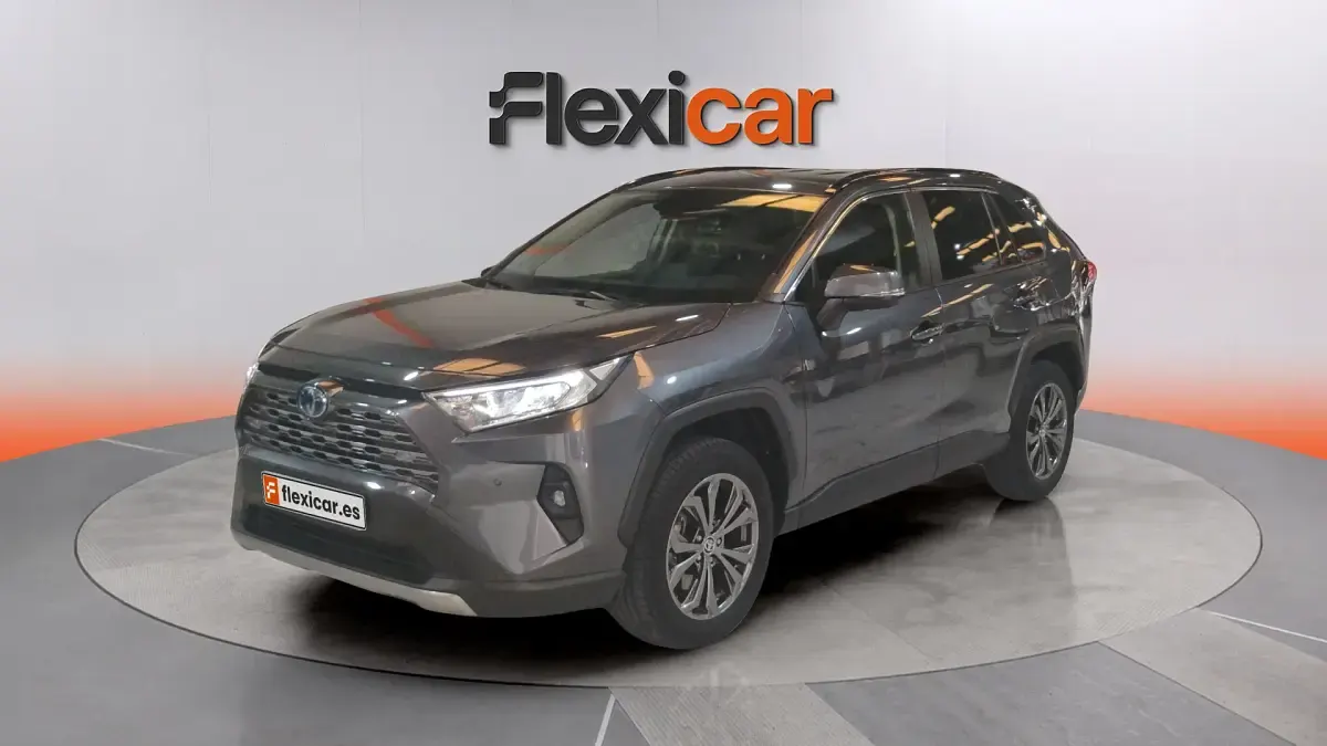 Usado Toyota RAV4 Hybrid Advance 218 CV (160 kW) 2024 Gris SUV
