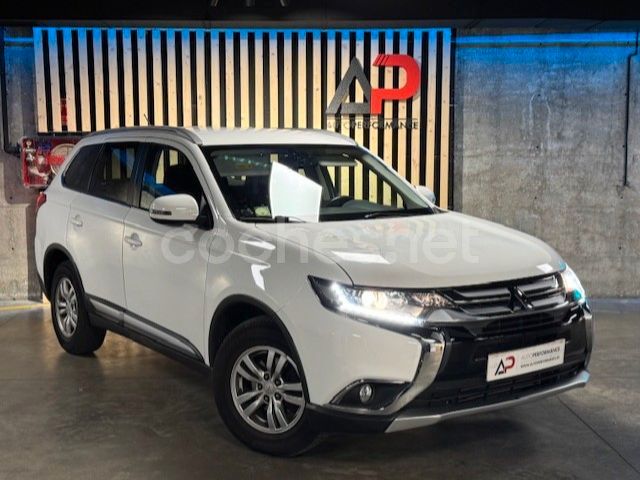Blanco Usado 2017 Mitsubishi Outlander Motion SUV | 13.990 € (Super precio) - Imagen 1/4