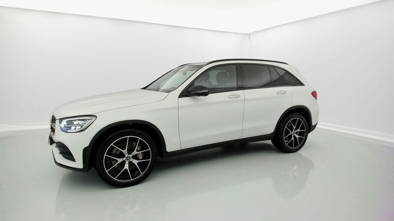 Usado Mercedes GLC220 AMG line 245 CV (180 kW) 2022 Blanco polar