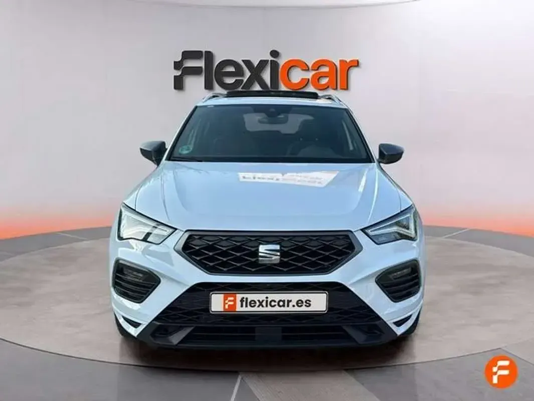 Usado Seat Ateca FR 150 CV (110 kW) 2023 Blanco SUV