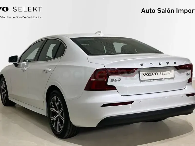Usado Volvo S60 Core 197 CV (144 kW) 2024 Blanco Berlina