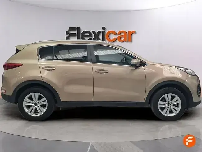 Usado Kia Sportage 132 CV (97 kW) 2016 Beige SUV