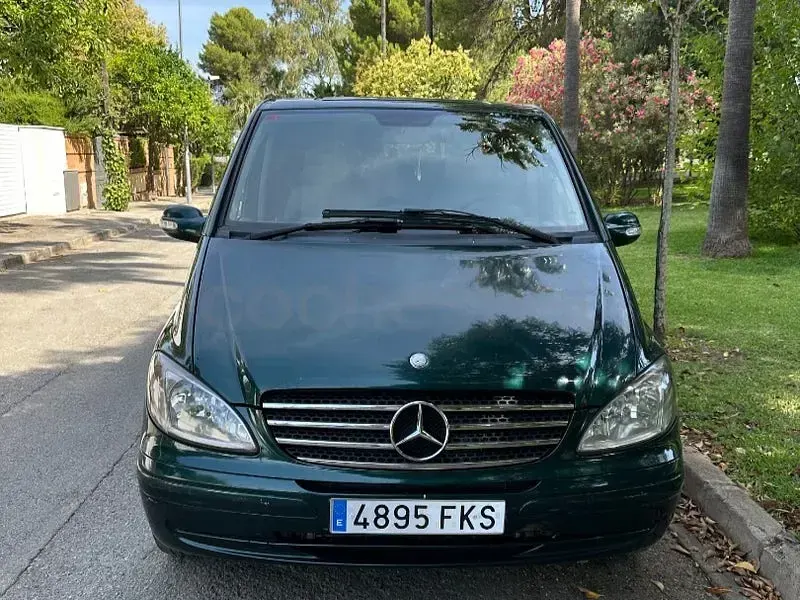 Usado Mercedes Viano 150 CV (110 kW) 2008 Verde Monovolumen