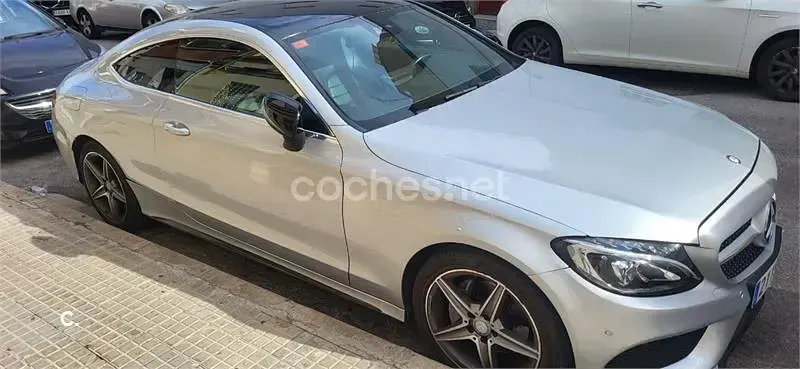 Usado Mercedes C220 AMG line 170 CV (125 kW) 2016 Gris / plata Coupe