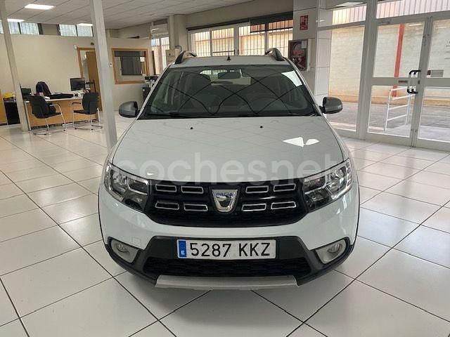 Blanco Usado 2018 Dacia Sandero Stepway Ambiance Berlina | 10.500 € (Precio justo) - Imagen 1/4