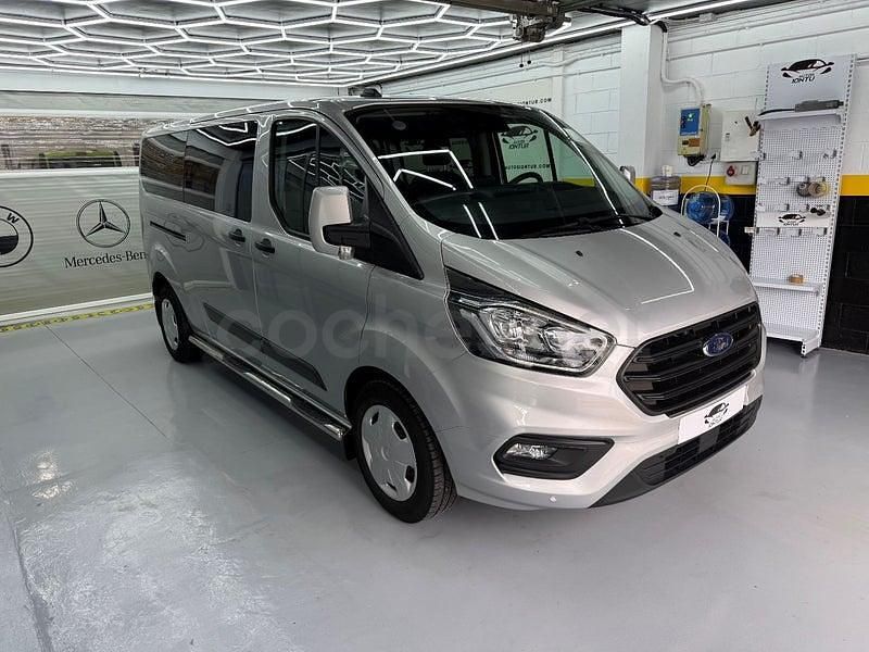 Usado Ford Transit Custom Nugget 130 CV (95 kW) 2023 Gris / plata Monovolumen