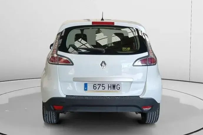 Usado Renault Scenic E-Tech Expression 110 CV (80 kW) 2014