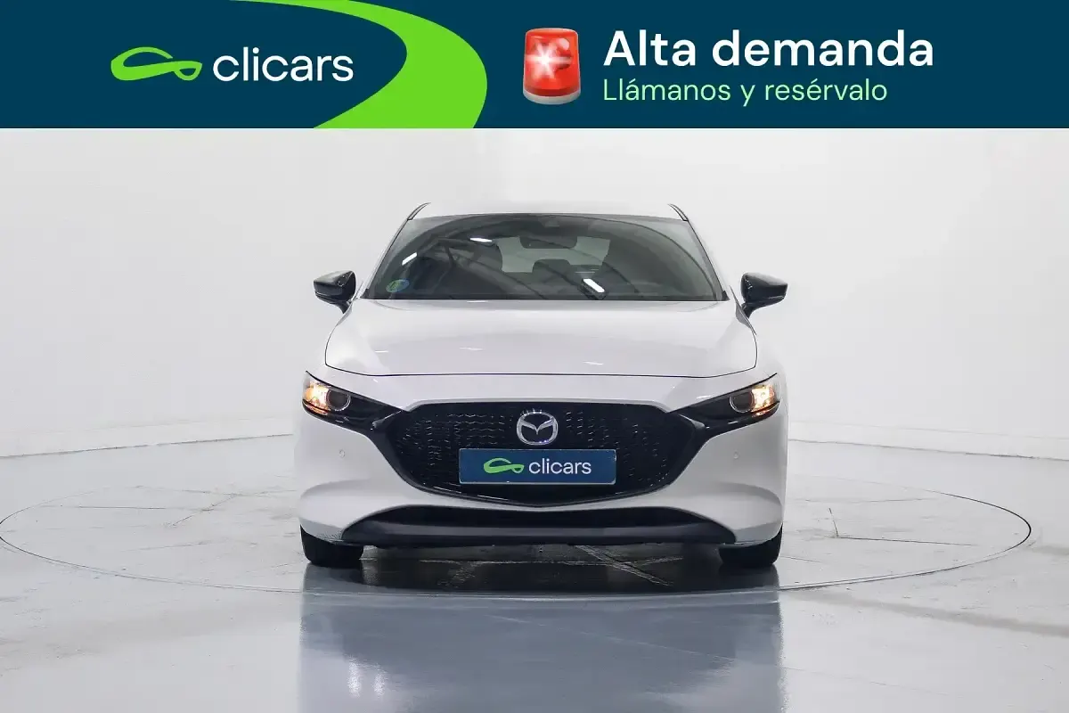 Usado Mazda 3 Homura-Line 122 CV (89 kW) 2022 Blanco Berlina