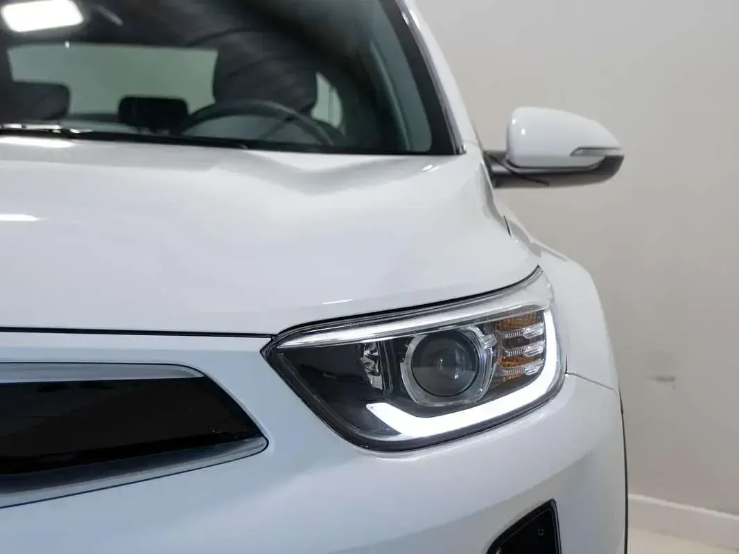 Nuevo Kia Stonic 101 CV (74 kW) 2025 Blanco SUV