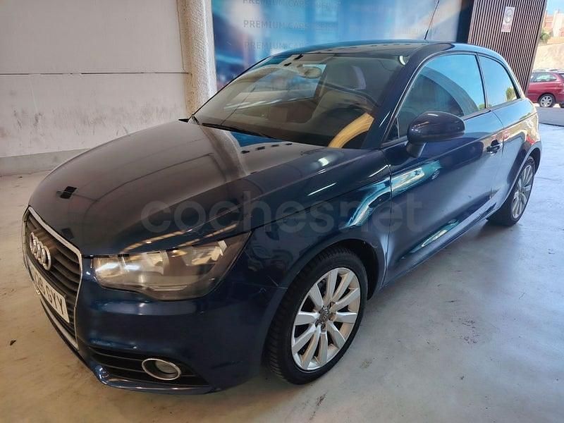 Usado Audi A1 Ambition 105 CV (77 kW) 2010 Azul Utilitario