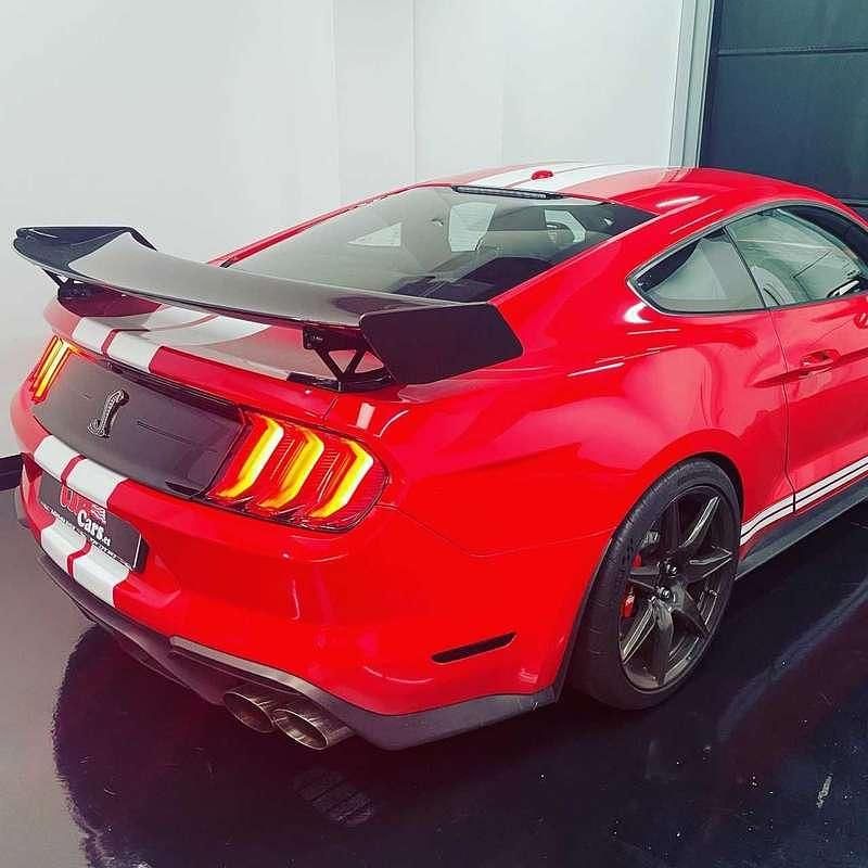 Usado Ford Mustang 760 CV (558 kW) 2021 Rojo Coupe