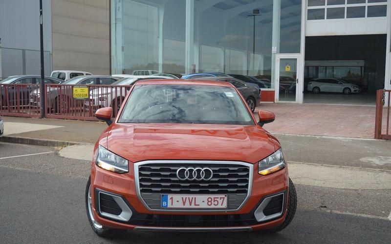 Usado Audi Q2 Sport 116 CV (85 kW) 2019 Rojo SUV