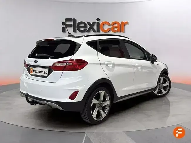 Usado Ford Fiesta Active 100 CV (73 kW) 2019 Blanco Utilitario