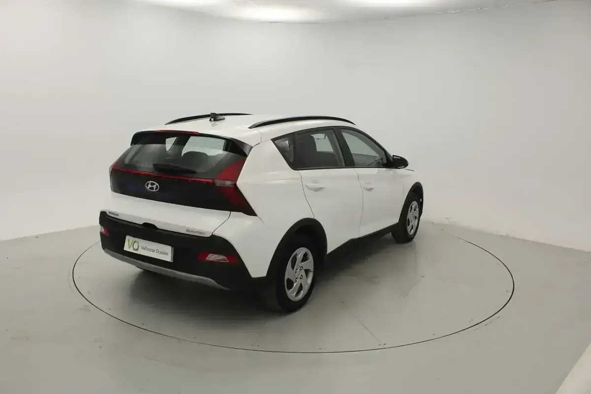 Begagnad Hyundai Bayon 84 HK (61 kW) 2023 Vit SUV
