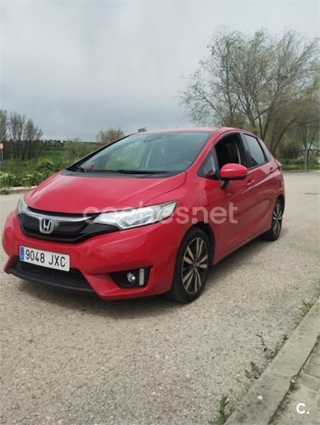Rojo Usado 2017 Honda Jazz Elegance Utilitario | 9999 € (Precio justo) - Imagen 1/4