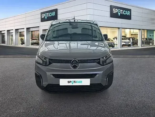 Usado Citroën Berlingo 102 CV (75 kW) 2025 Gris Monovolumen