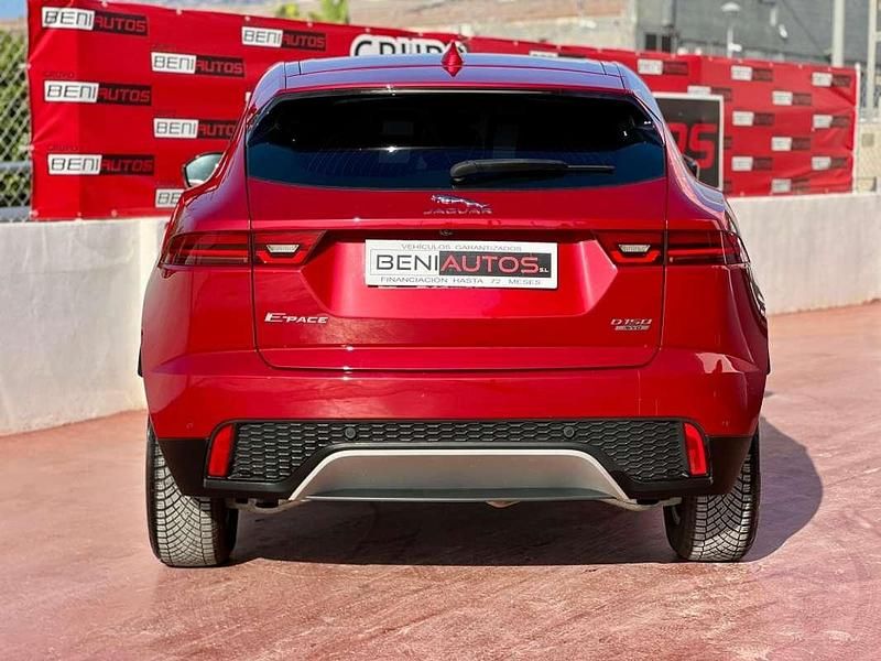Usado Jaguar E-Pace 150 CV (110 kW) 2018 Rojo SUV