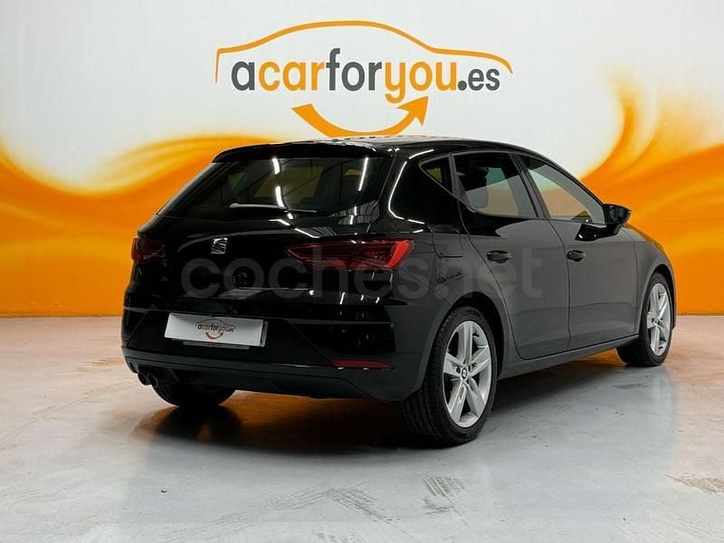 Usado Seat Leon FR 150 CV (110 kW) 2019 Negro Berlina