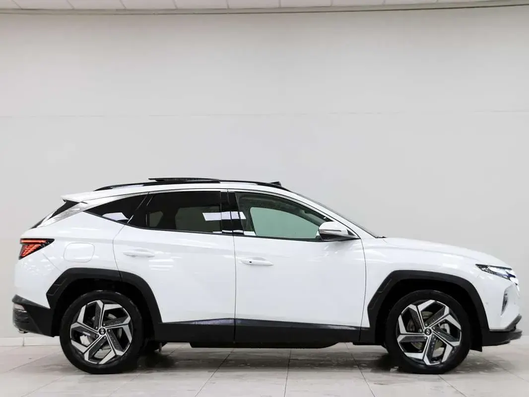 Usado Hyundai Tucson Style 265 CV (194 kW) 2023 Blanco SUV