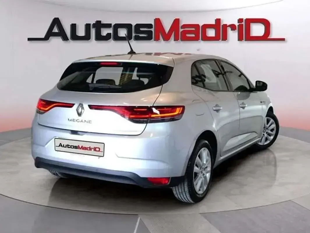 Usado Renault Mégane Equilibre 116 CV (85 kW) 2023 Blanco Utilitario