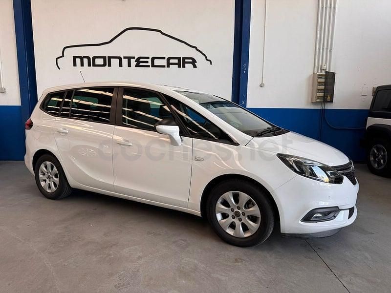 Usado Opel Zafira Family 140 CV (102 kW) 2018 Blanco Monovolumen