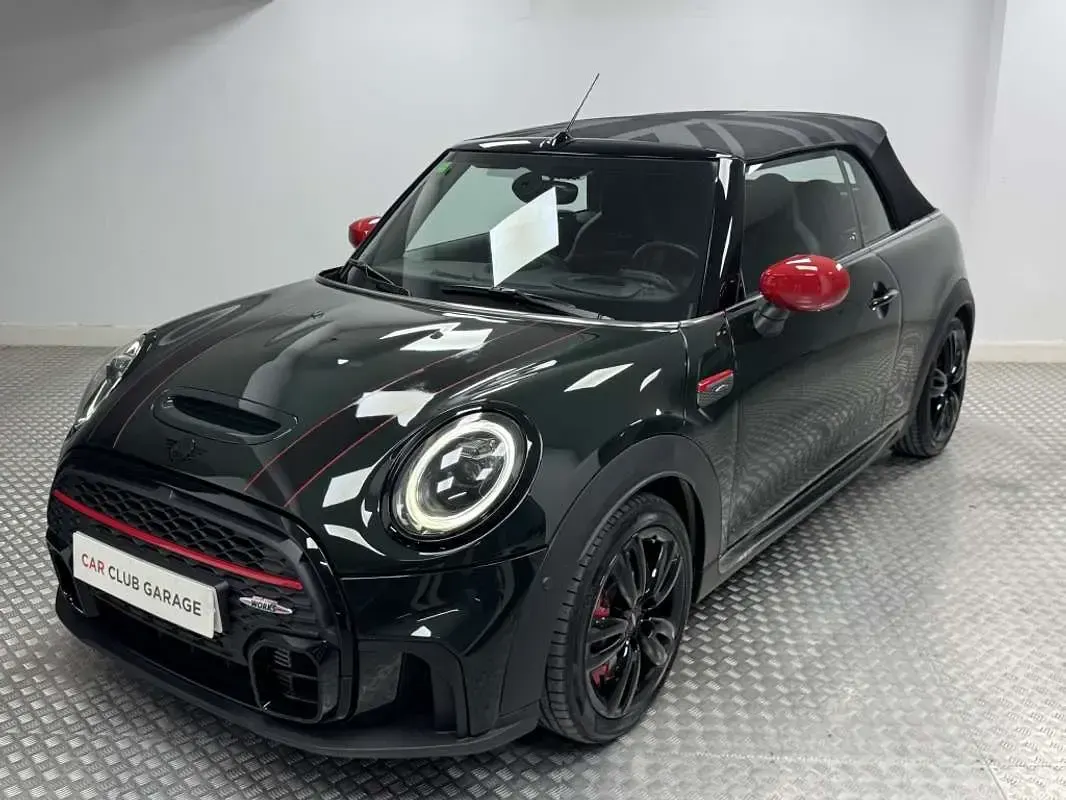 Usado Mini John Cooper Works Cabriolet 231 CV (169 kW) 2022 Verde Descapotable