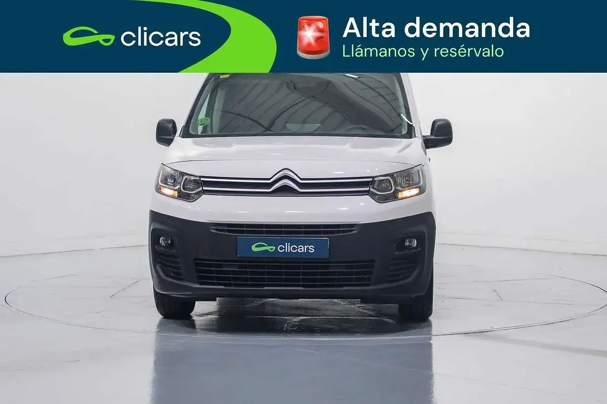Usado Citroën Berlingo 102 CV (75 kW) 2021 Blanco Monovolumen